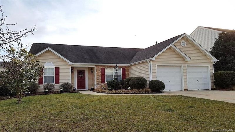 12126 Harpley Ct, Charlotte, NC 28215
