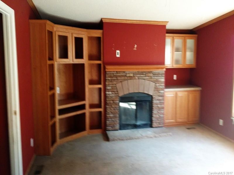 462 Foxboro Ln, Denver, NC 28037