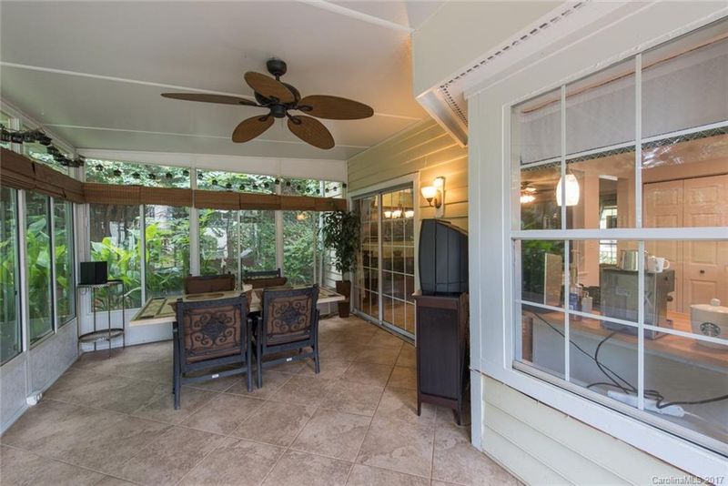 12530 Cedar Fall Dr, Huntersville, NC 28078