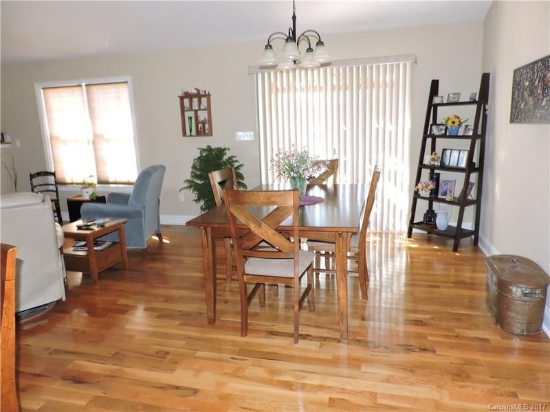 6566 Forest Creek Dr, Denver, NC 28037