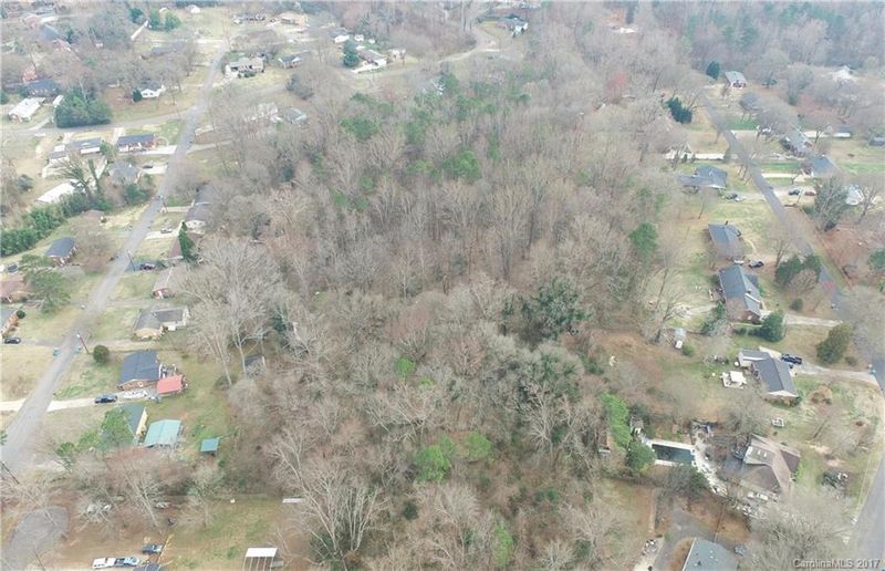 36 Barnes Dr, Belmont, NC 28012