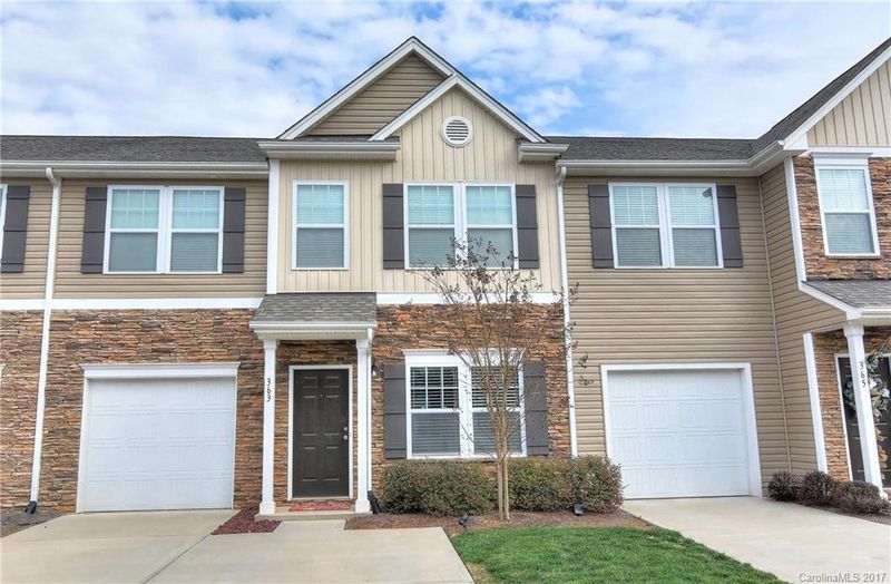 363 Battery Cir #37, Clover, SC 29710
