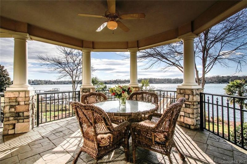 3463 Governors Island Dr, Denver, NC 28037