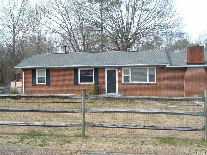2502 Briar Oak Dr, Gastonia, NC 28052