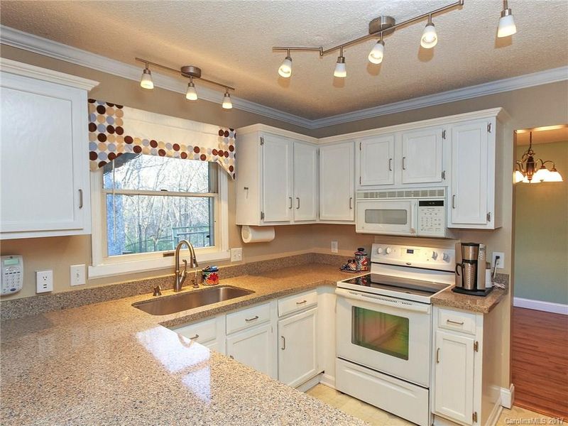 6632 Wannamaker Ln, Charlotte, NC 28226