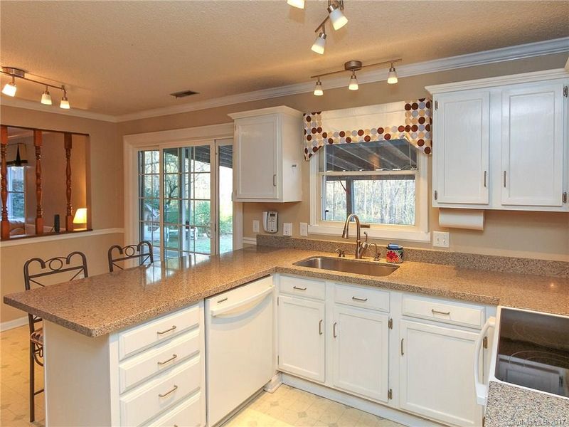 6632 Wannamaker Ln, Charlotte, NC 28226