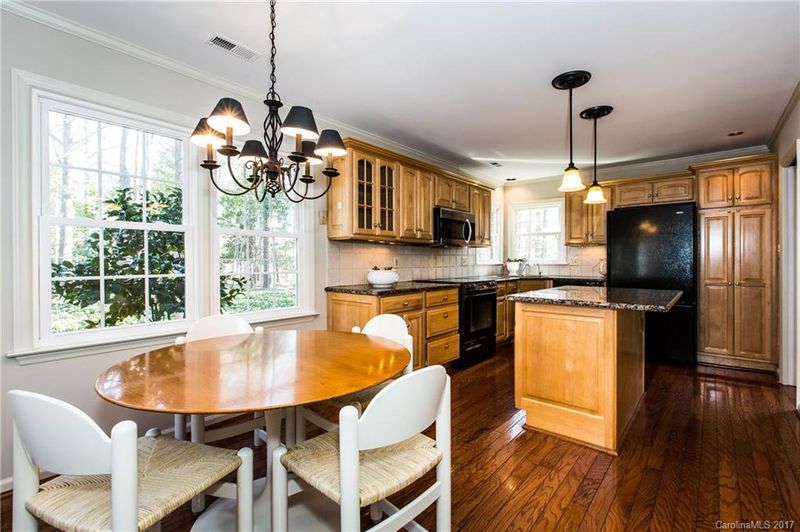 249 Wainsley Pl #79, Matthews, NC 28105