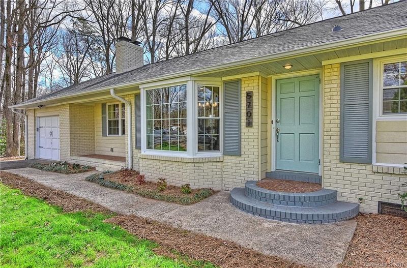 5701 Oak Dr #8, Charlotte, NC 28216