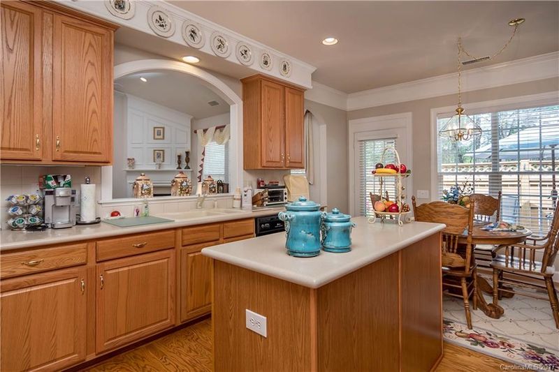 745 Treverton Dr #7, Matthews, NC 28105