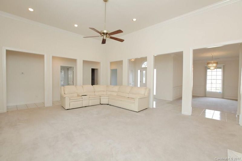 8936 Mcdiarmid Ln, Huntersville, NC 28078