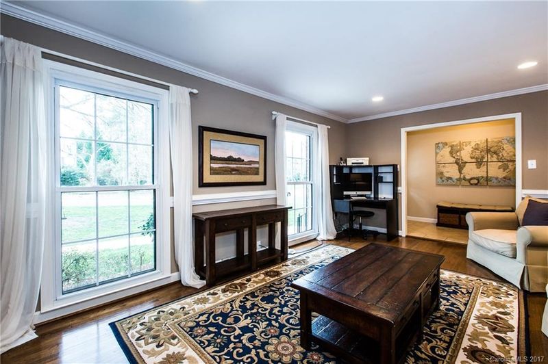 4019 Chandworth Rd, Charlotte, NC 28210