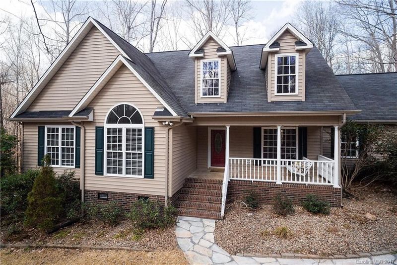 1900 Treeline Trl, Iron Station, NC 28080