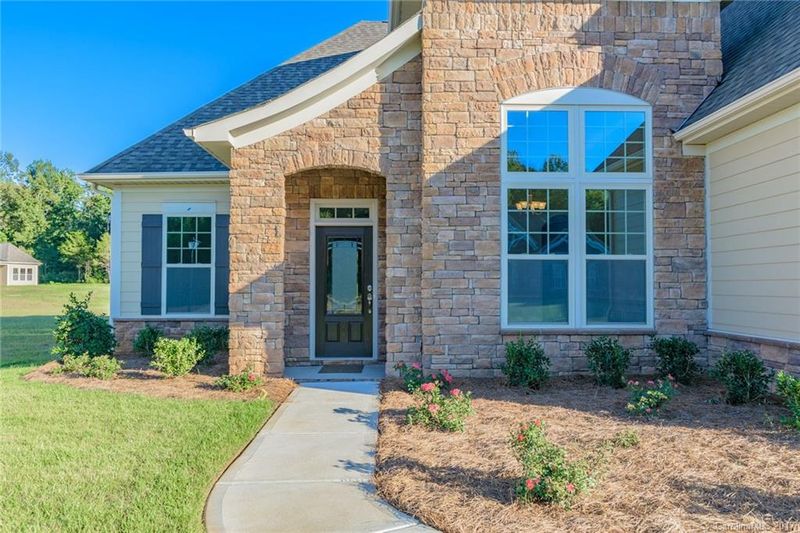 1044 Torrens Dr, Wesley Chapel, NC 28110