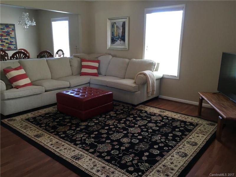 142 Pratt St, Belmont, NC 28012