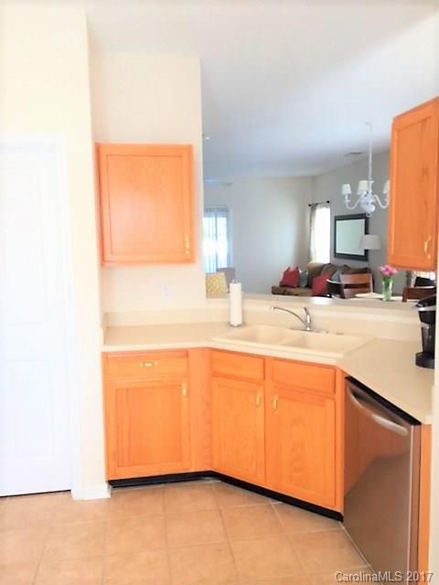 8051 Stoneham Ct #97, Matthews, NC 28105