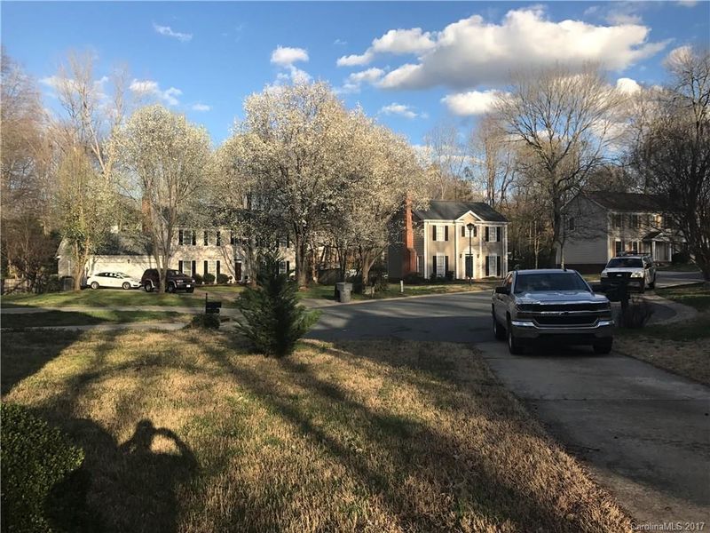 2146 Dembrigh Ln, Charlotte, NC 28262