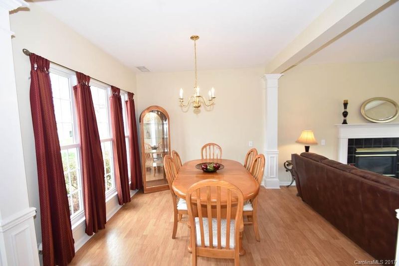 803 Clearbrook Rd, Matthews, NC 28105