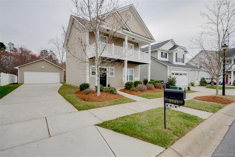 9343 Glenashley Dr, Cornelius, NC 28031