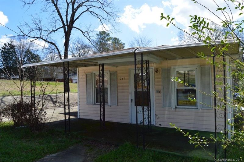 247 Booker Dr, Concord, NC 28025