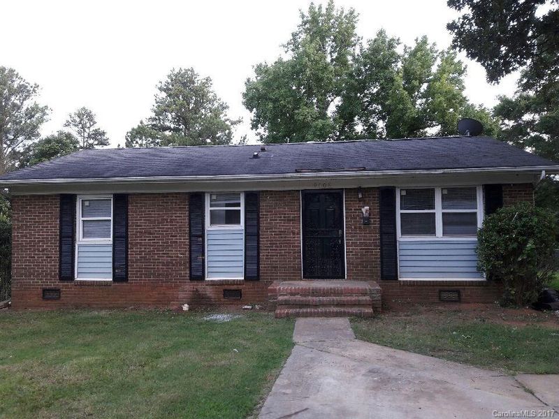 9508 Loblolly Ln, Charlotte, NC 28210
