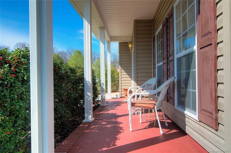 1775 Canebrook Glen, York, SC 29745