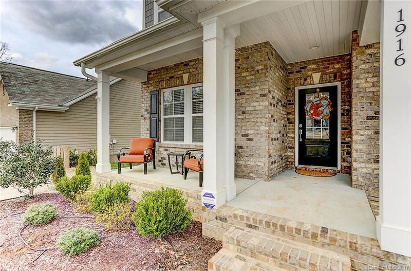 1916 Madeira Cir, Waxhaw, NC 28173