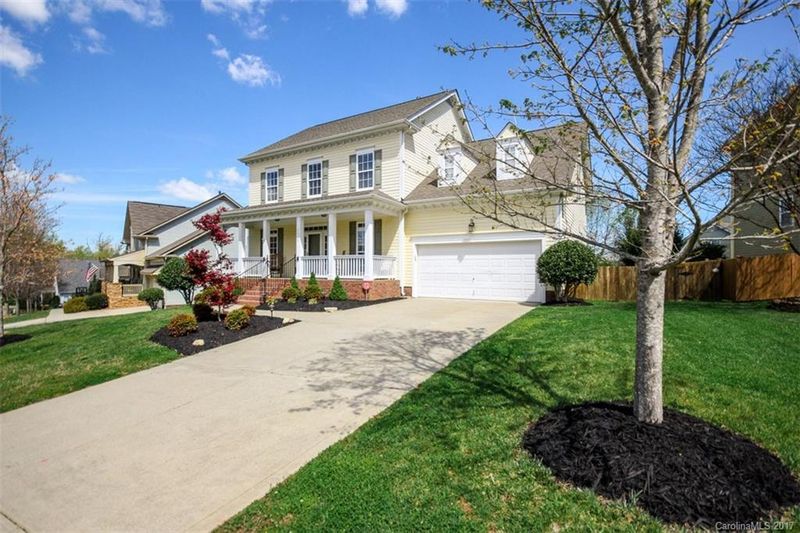 7329 Avonhurst Ln, Charlotte, NC 28269