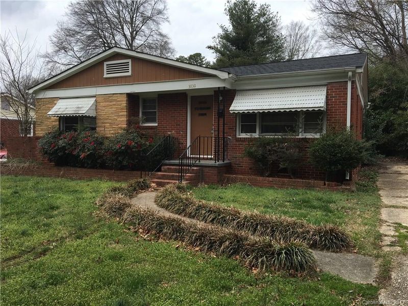 3830 Bristol Dr, Charlotte, NC 28208