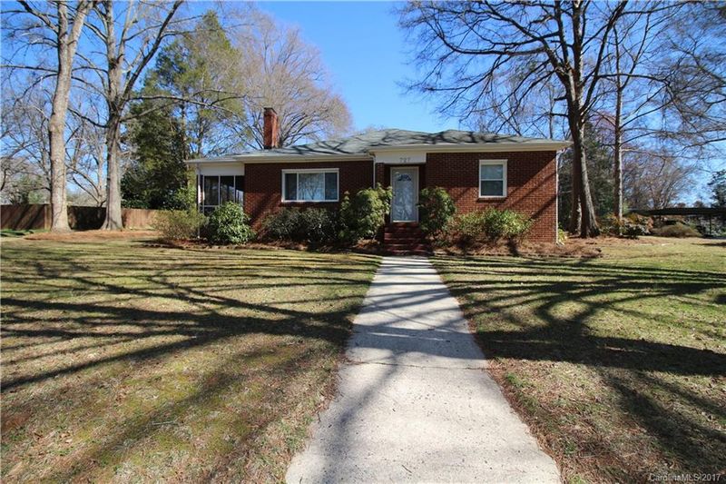 727 Spring St SW, Concord, NC 28027