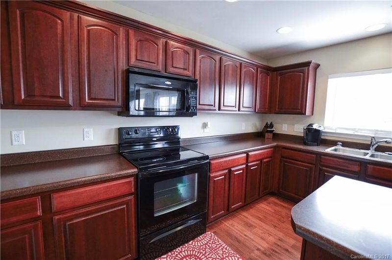 13522 Pontchatrain Ave, Charlotte, NC 28273