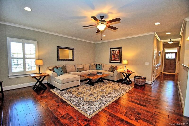 2391 Shiny Leaf Dr #20, Denver, NC 28037