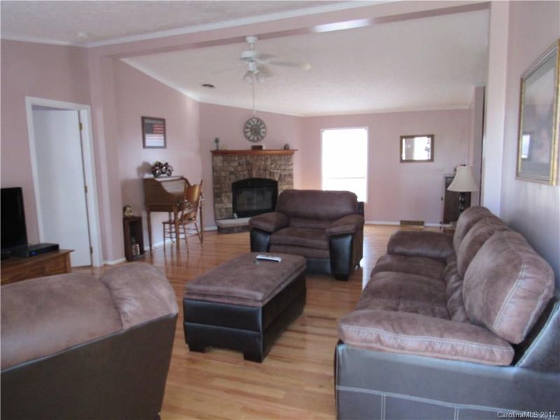 1604 Ellis Griffin Rd, Wingate, NC 28174