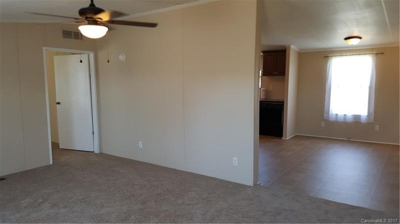 2290 Dellinger Dr, Newton, NC 28658