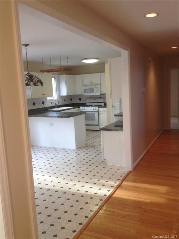 6705 Paces Ferry Ln, Charlotte, NC 28226