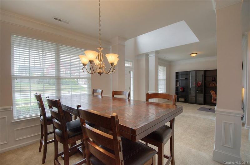 12410 Hampton Place Dr, Charlotte, NC 28269