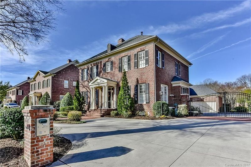 1120 S Kings Dr #-, Charlotte, NC 28207