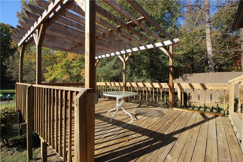 4717 Dick Wilson Rd, Denver, NC 28037