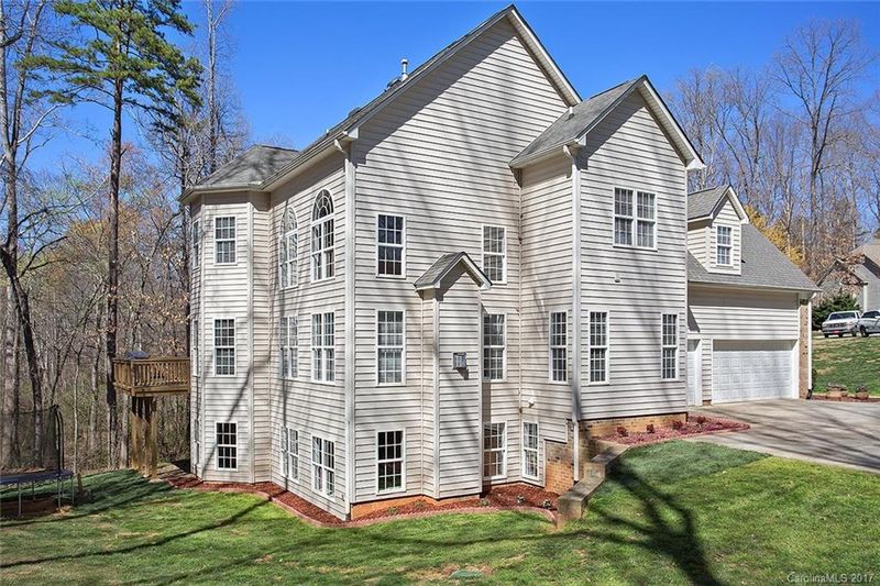 102 Egrets Walk Pl, Mooresville, NC 28117