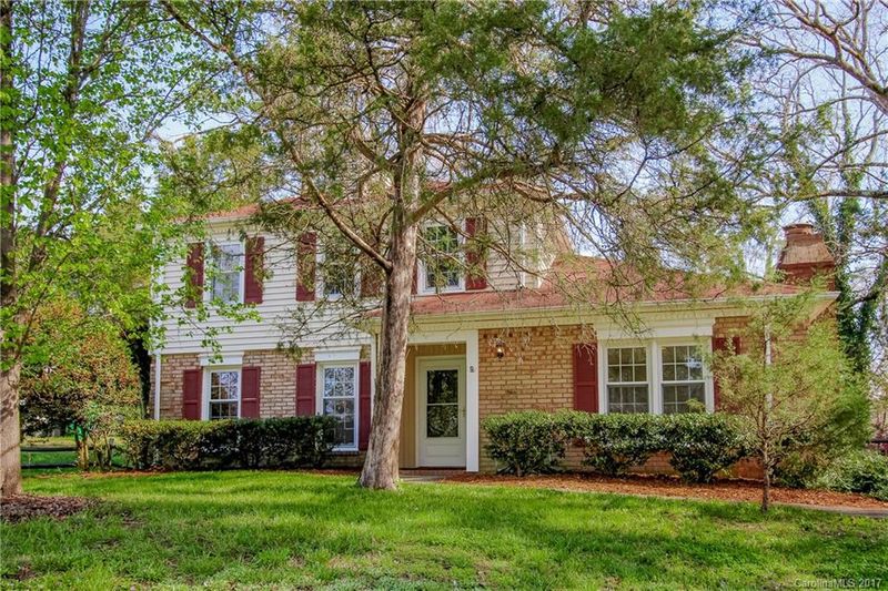 640 Charter Pl, Charlotte, NC 28211