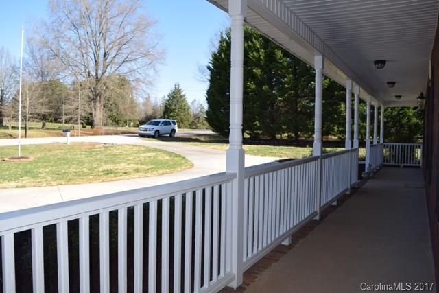 2325 Valley Meadows Dr, York, SC 29745