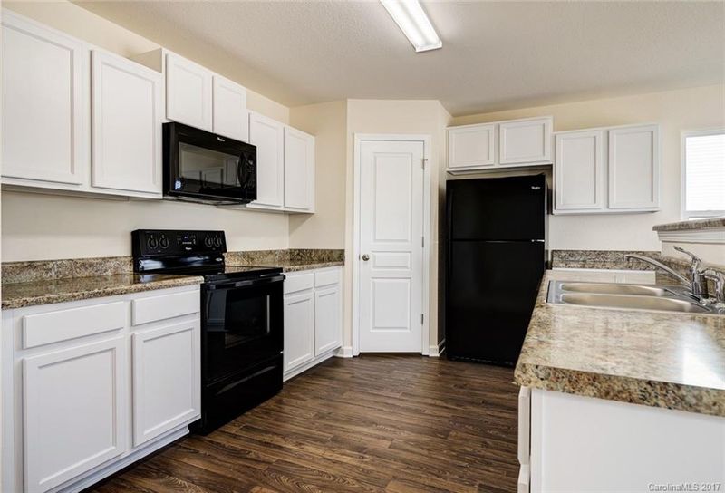 6627 Ware Rd, Charlotte, NC 28212
