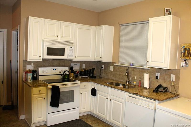 1201 Danbrooke Dr, Concord, NC 28025