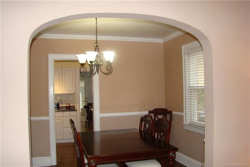 2205 Bay St, Charlotte, NC 28205