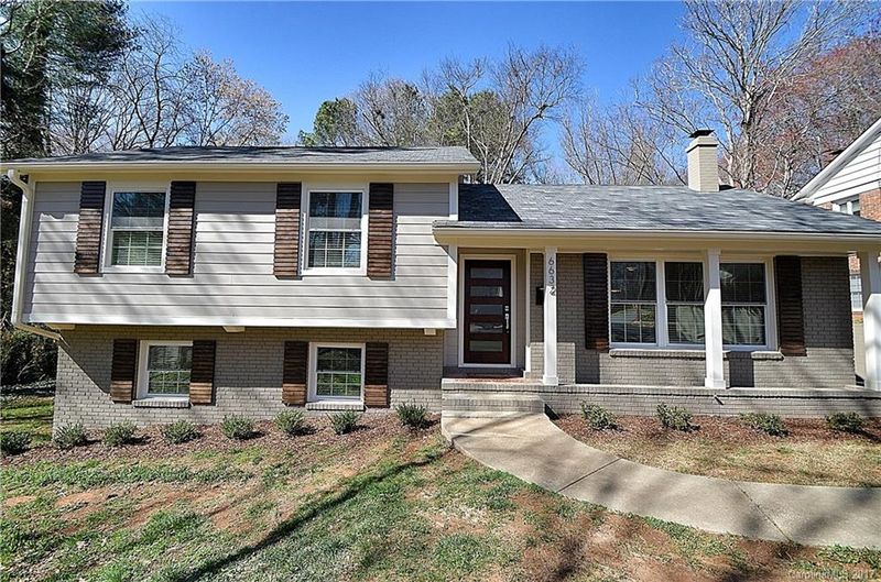 6632 Brookcrest Dr, Charlotte, NC 28210