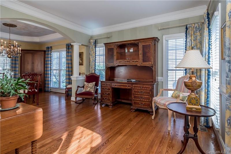 305 Sardis Pointe Rd, Matthews, NC 28105