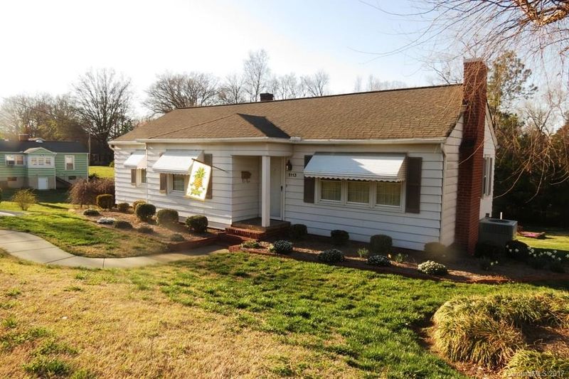 1113 Mount Olivet Rd, Kannapolis, NC 28083