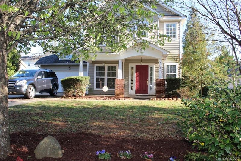 5827 Hogans Way Ct, Charlotte, NC 28269
