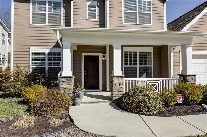 8916 Lake Pines Dr, Cornelius, NC 28031