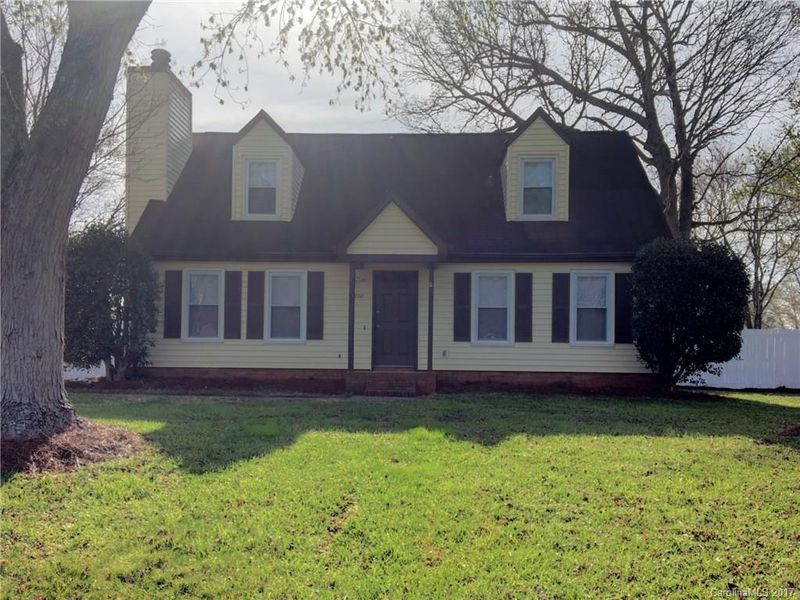 7520 Lancashire Dr, Mint Hill, NC 28227