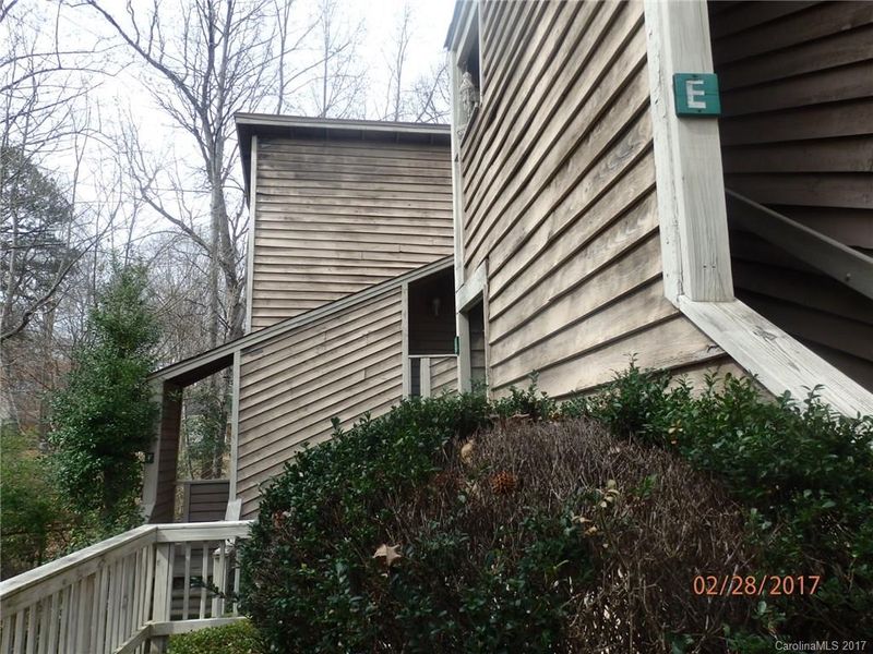 4408 Sharon Chase Dr #E, Charlotte, NC 28215